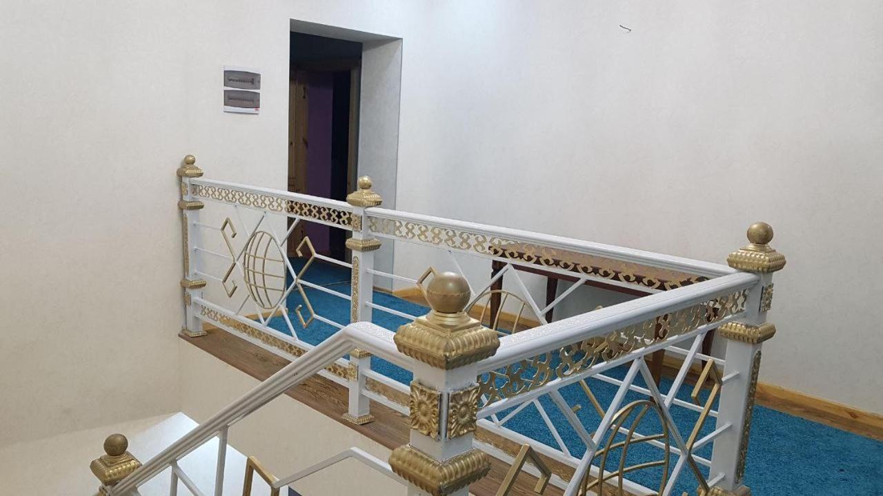 Tomaris Hotell Nukus Exteriör bild