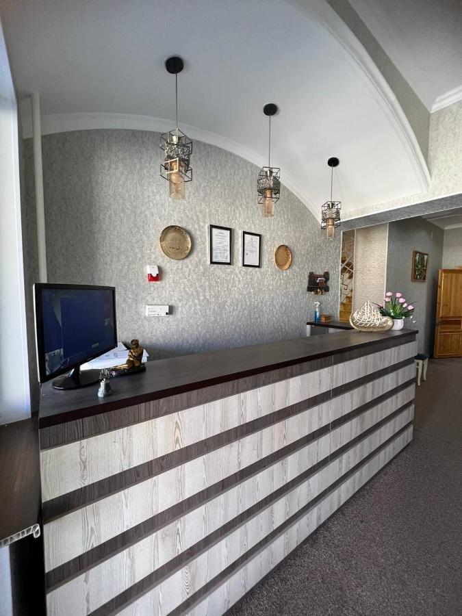Tomaris Hotell Nukus Exteriör bild