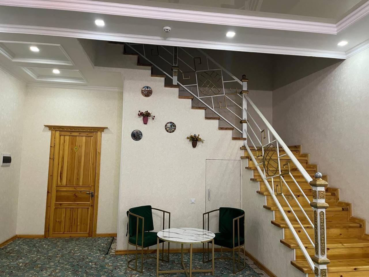 Tomaris Hotell Nukus Exteriör bild